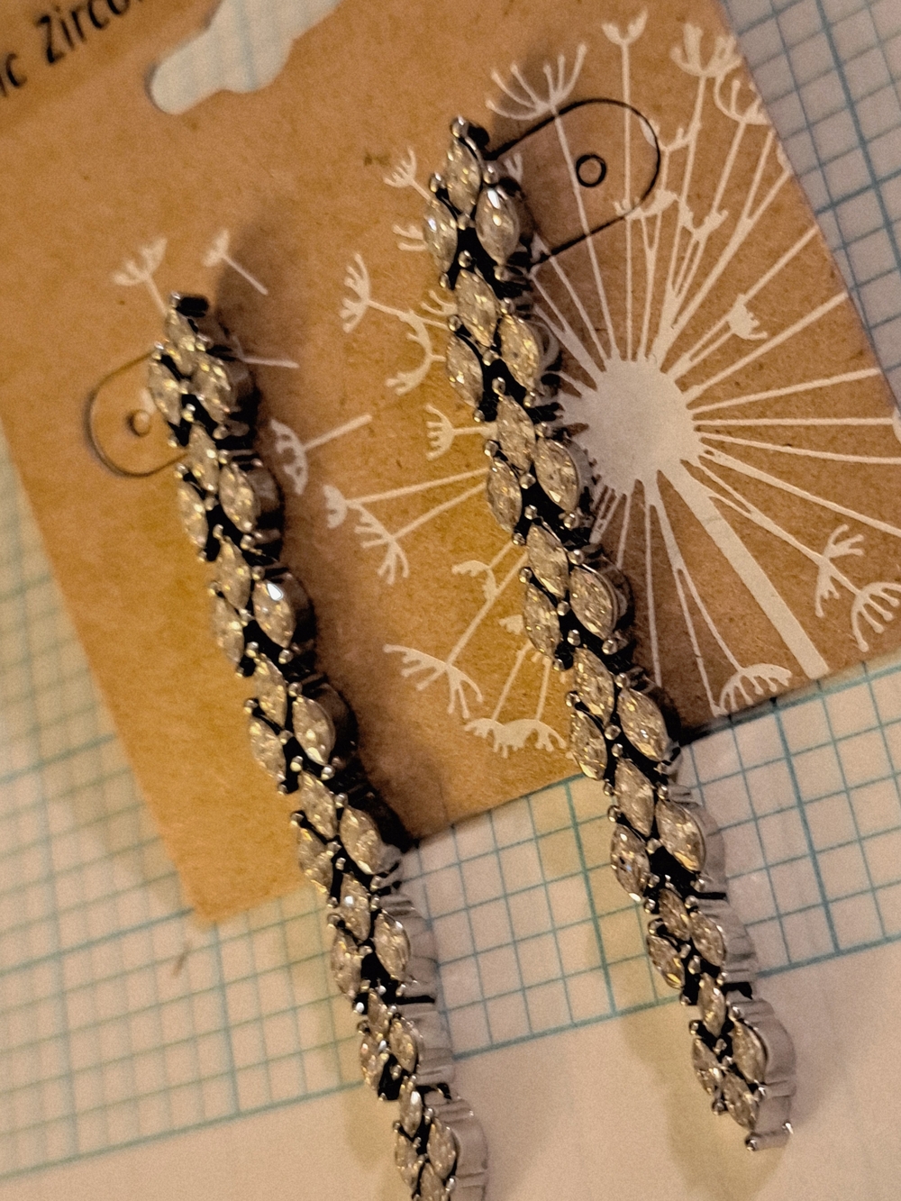Cracker Barrel NWT Silver-Tone CZ Drop Earrings